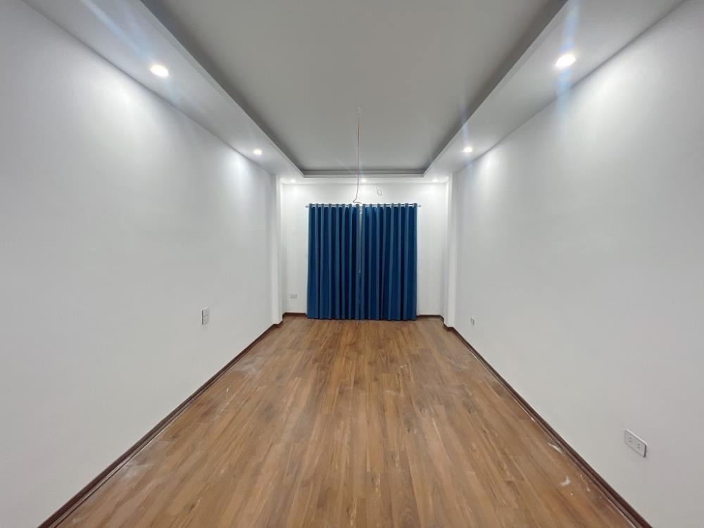 Bán nhà Lai Xá - Hoài Đức: 5 Tầng, 30m2, Giá 6.3 Tỷ - Vị Trí Đắc Địa