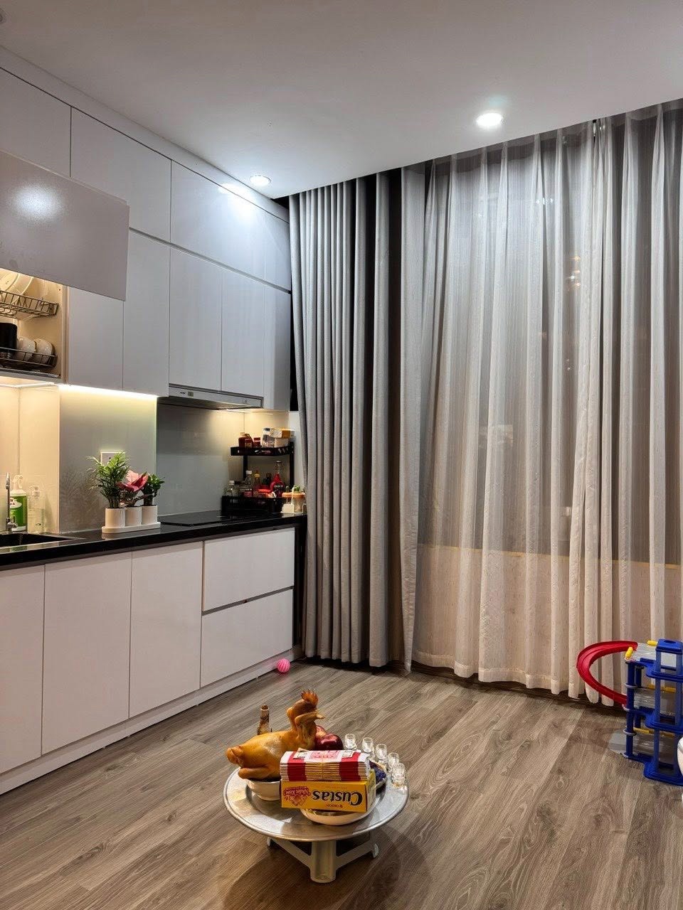 Chung Cư Nguyễn Cơ Thạch 59m² - 2PN Full Nội Thất - Giá 3.88 Tỷ