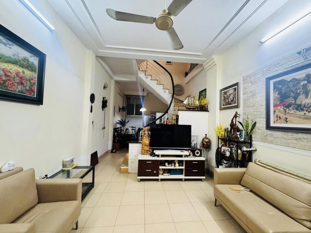 Bán Gấp Nhà Khương Hạ - 50m2, 3 Tầng, Ô Tô Đỗ Cửa, Giá Chỉ 8 Tỷ+