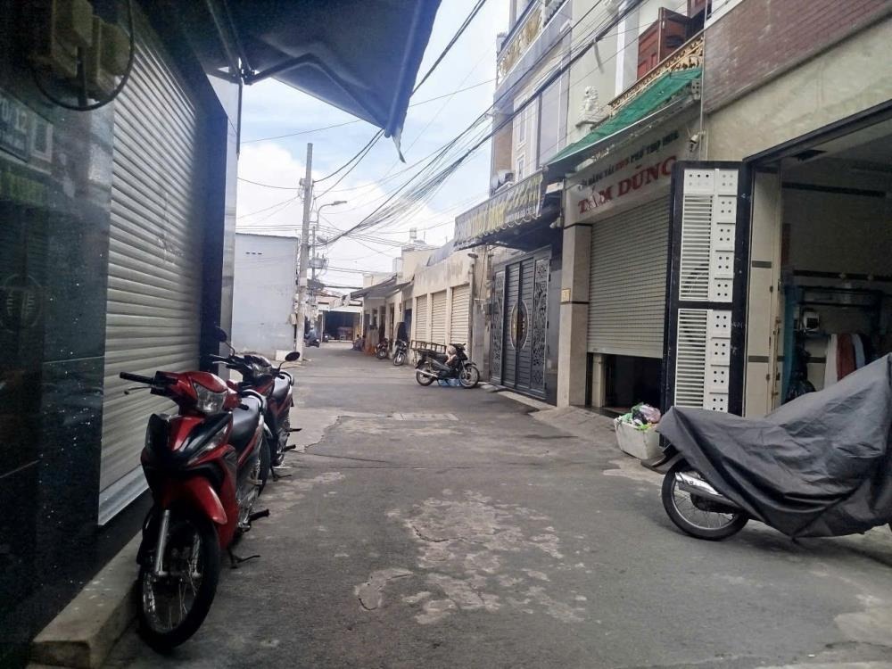 Tòa Nhà 8x18m Phú Thọ Hòa: Vừa Ở, Vừa Kinh Doanh, Đầu Tư Sinh Lời