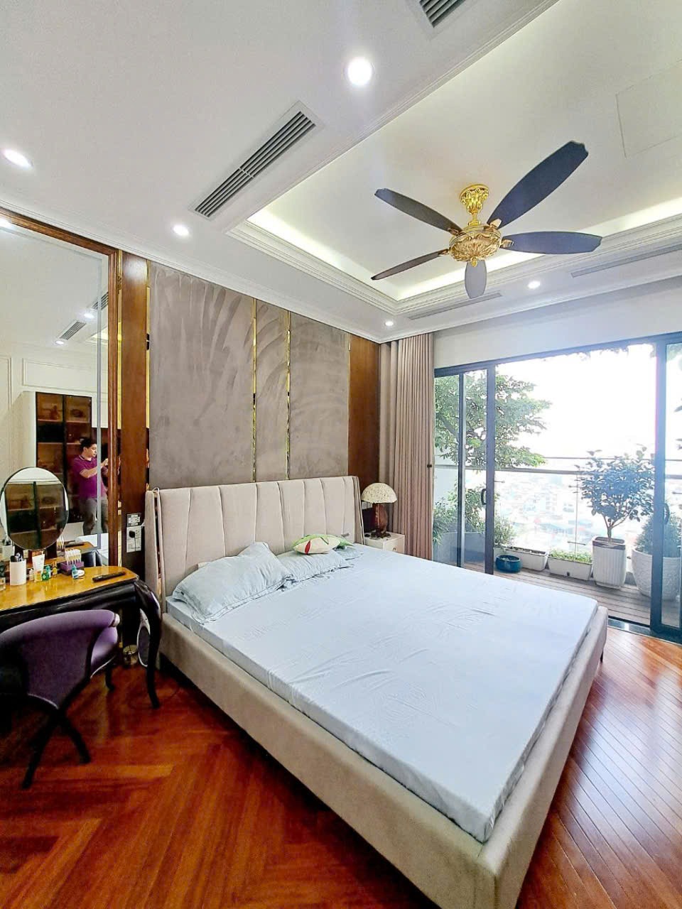 Bán nhà mặt đường Hoàng Quốc Việt Kéo Dài, Hà Nội - 80m2, 5 tầng, Kinh Doanh Đỉnh