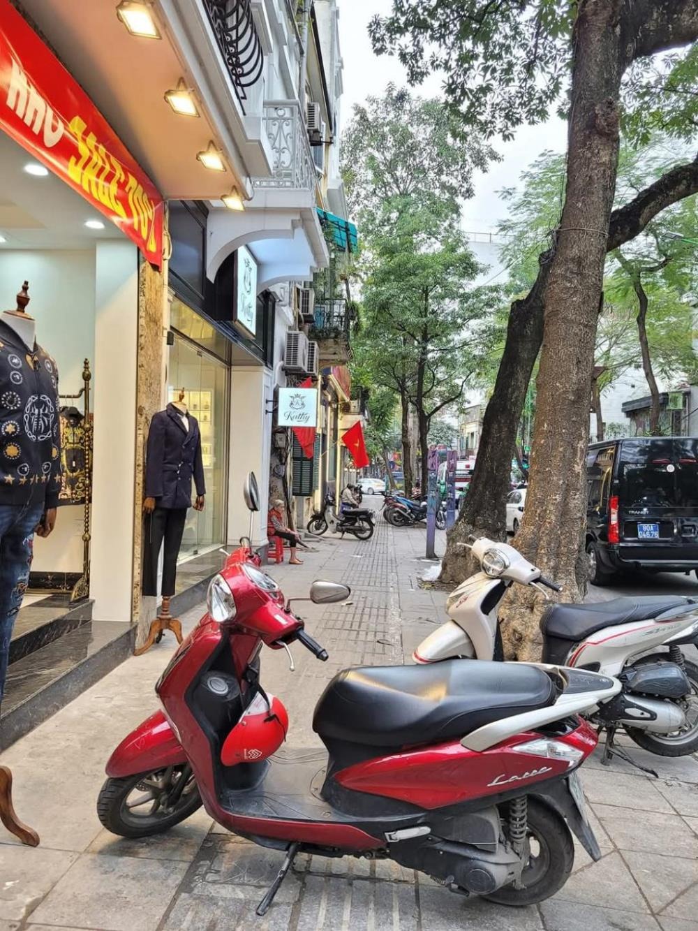 Bán nhà mặt phố Quán Thánh, Ba Đình - Lô Góc - 6 Tầng - 36 Tỷ
