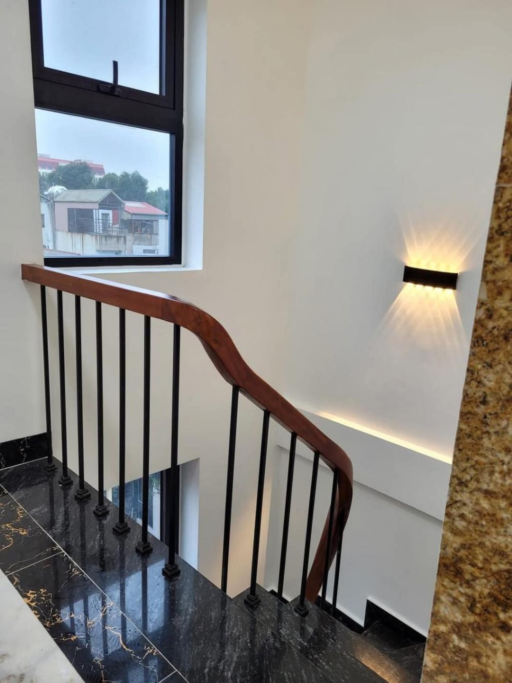 Bán nhà mặt phố Quán Thánh, Ba Đình - Lô Góc - 6 Tầng - 36 Tỷ