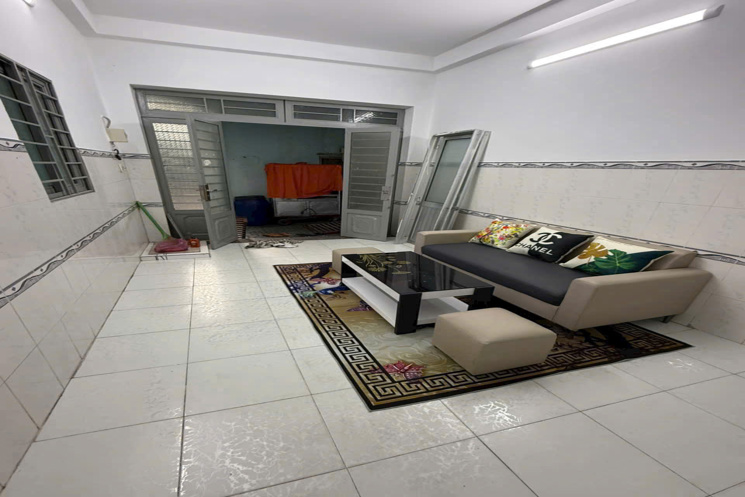 BÁN NHÀ 2 TẦNG 4 X 10M HIỆP THÀNH QUẬN 12 HẺM BA GÁC SHR 2,58 TỶ