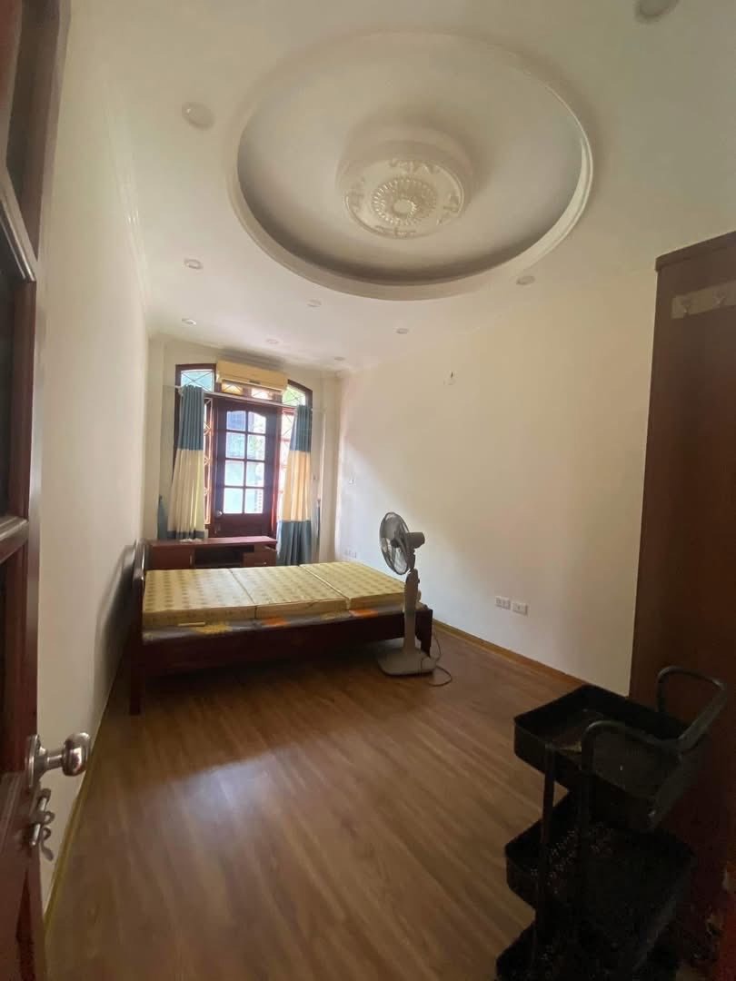 🏡 Bán nhà 4 tầng, láng hạ, Ba Đình - 7.6 tỷ - Vị trí đẹp, trung tâm