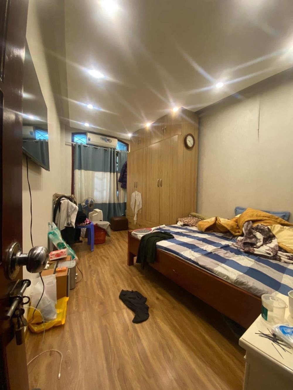 🏡 Bán nhà 4 tầng, láng hạ, Ba Đình - 7.6 tỷ - Vị trí đẹp, trung tâm
