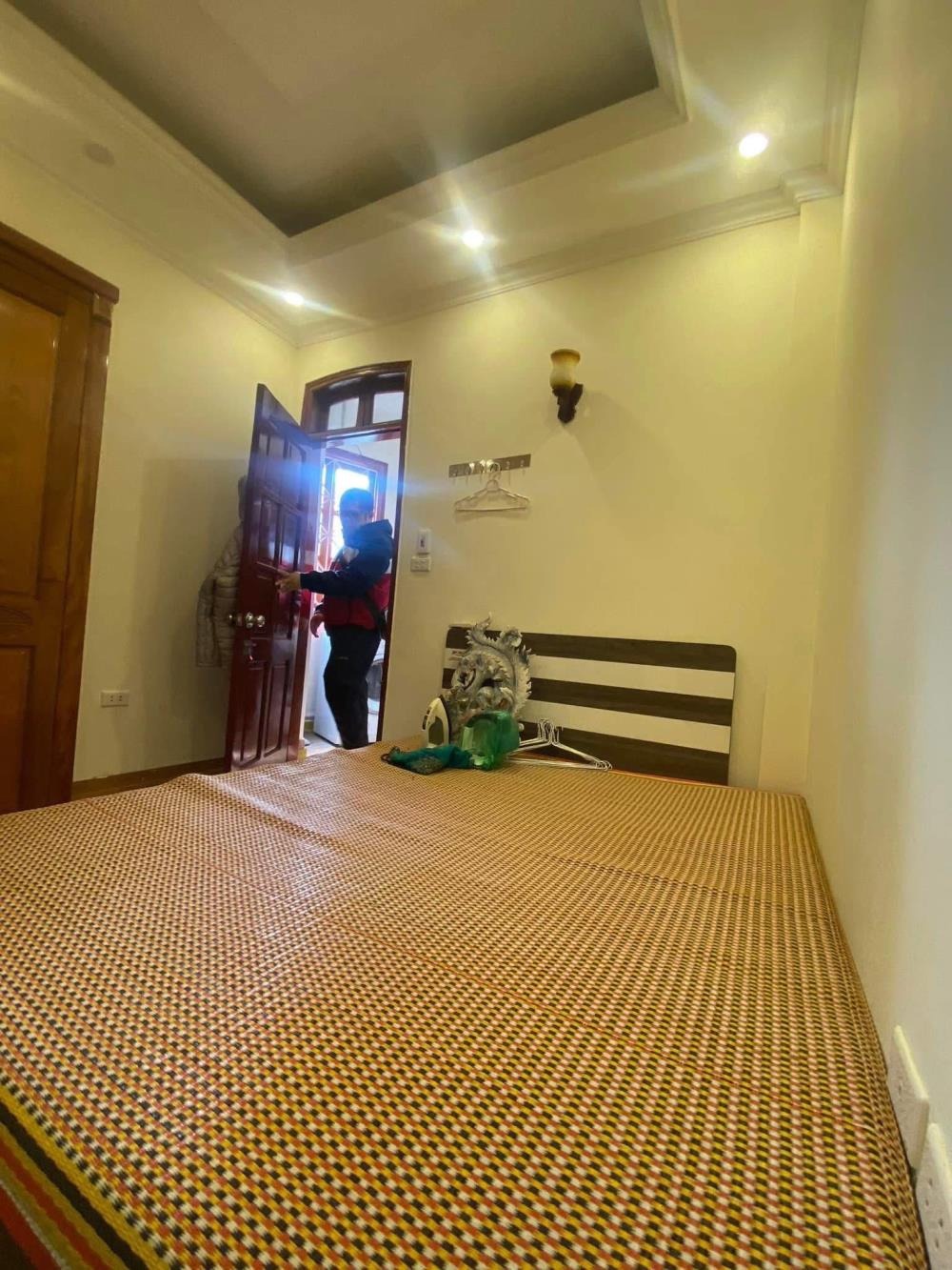 🏡 Bán nhà 4 tầng, láng hạ, Ba Đình - 7.6 tỷ - Vị trí đẹp, trung tâm