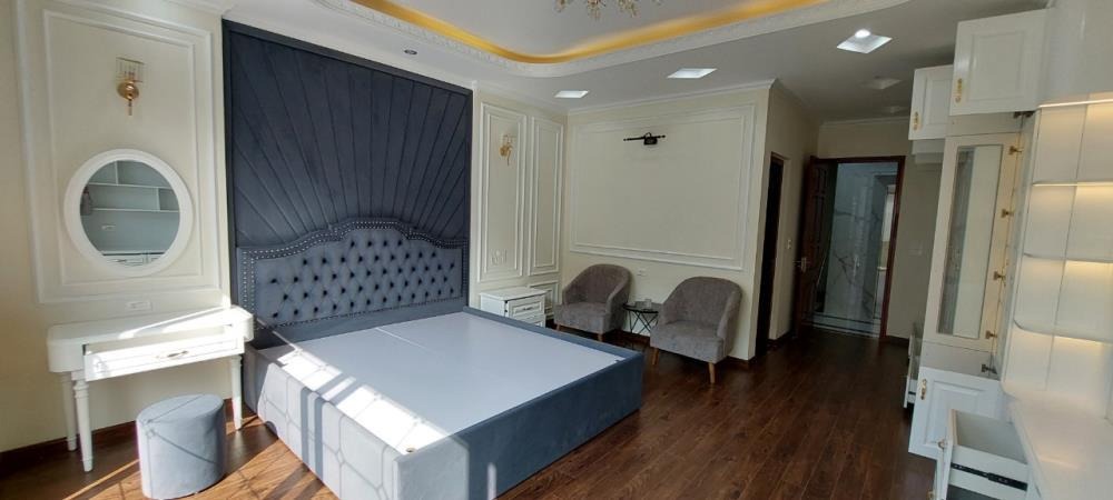 Bán Biệt Thự Lô Góc Văn Phú - 226m2 - Nội Thất Cao Cấp - Giá Tốt