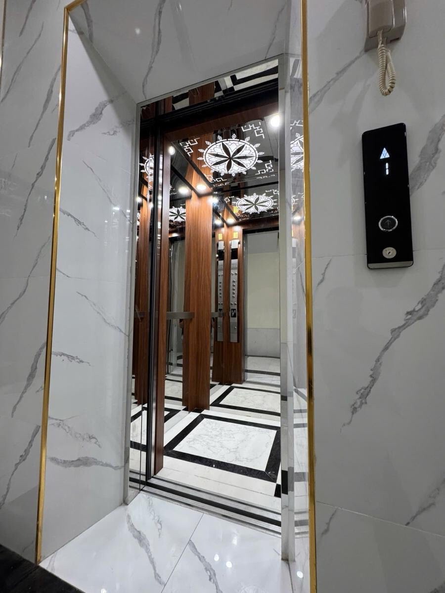 Bán nhà phố Tương Mai, Hoàng Mai - 50m2, 6 Tầng, Giá 11.5 Tỷ - Lợi Nhuận Cao