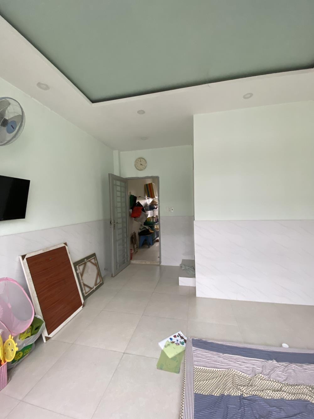 Bán Gấp Căn Góc 2 Tầng Mặt Tiền Nguyễn Duy Trinh, Quận 2 - Giá Chỉ 5 Tỷ