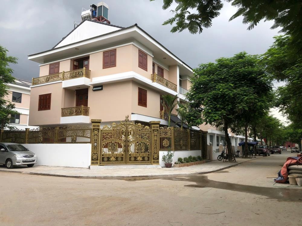 Cho Thuê Biệt Thự Nguyên Căn Hà Đông - 180m2, 3.5 Tầng, Giá 20tr/tháng