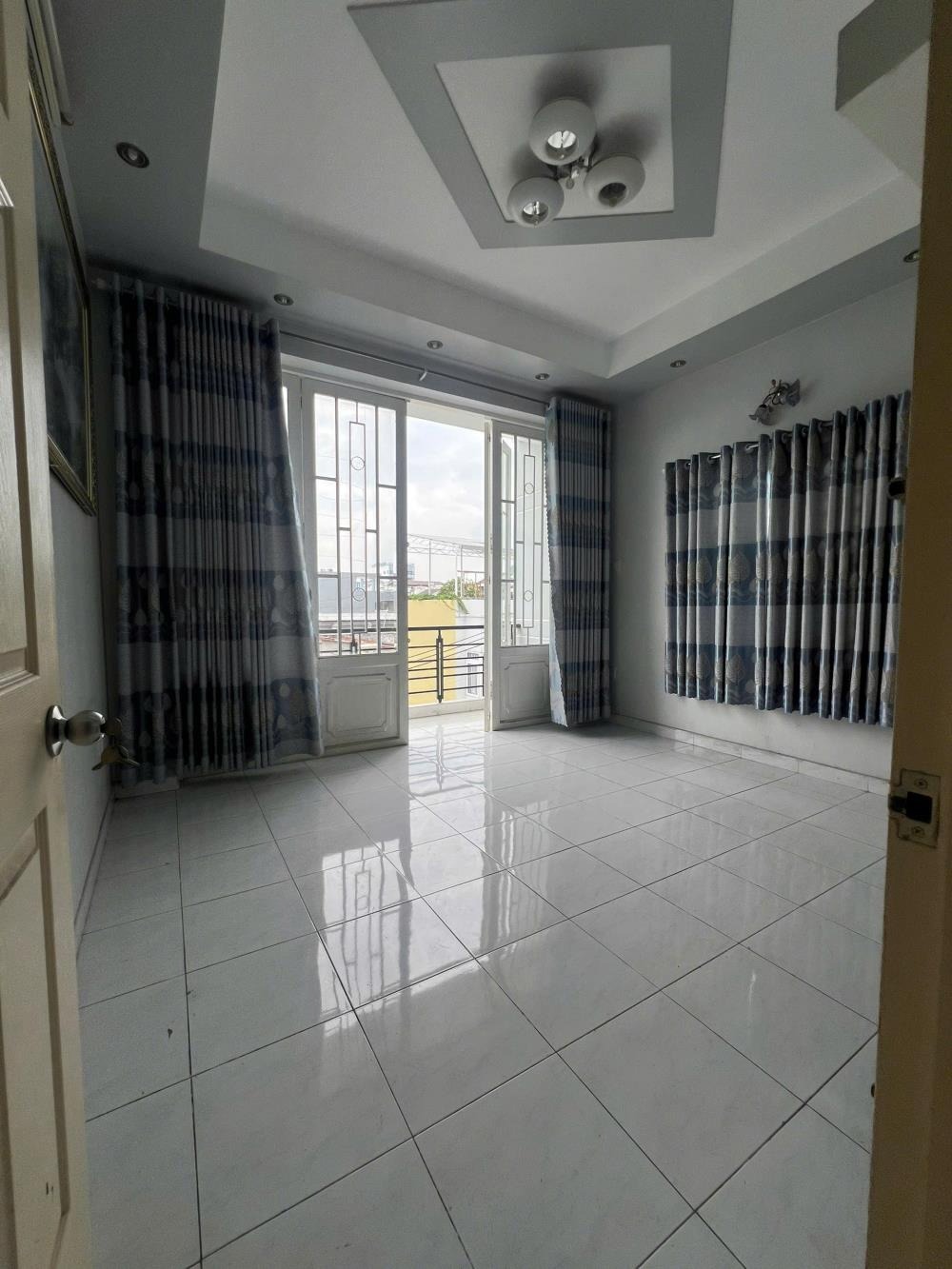 Cho Thuê Nhà Nguyên Căn 128m2, Giá 20 Triệu - Lê Văn Quới