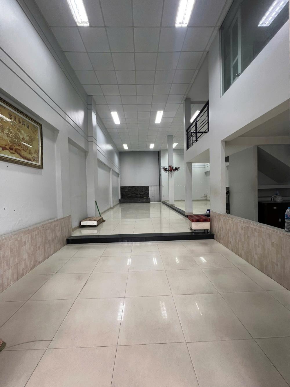 Cho Thuê Nhà Nguyên Căn 128m2, Giá 20 Triệu - Lê Văn Quới