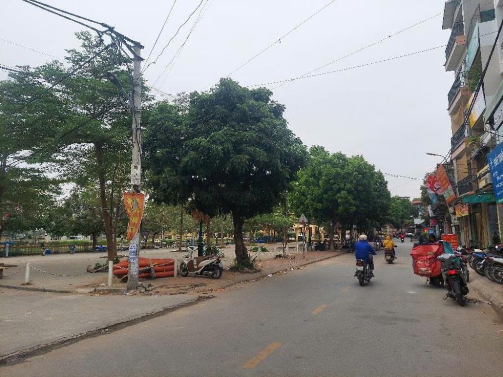 Đất Vàng 45m2 Thôn Nhuế, Kim Chung: Ô Tô Đỗ Cửa, Tiện Ích Vượng Tiện