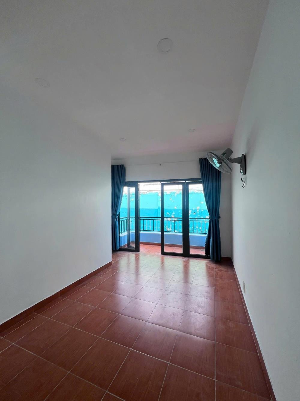 Bán Gấp Nhà 2 Tầng Giá 449tr - Vị Trí Đắc Địa, Sổ Hồng Riêng