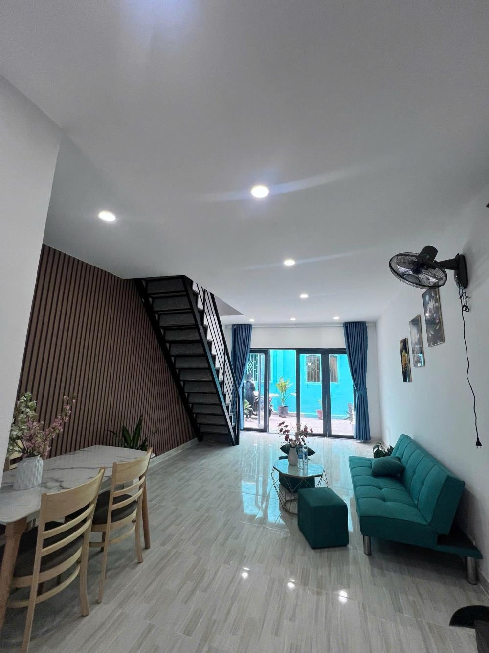 Bán Gấp Nhà 2 Tầng Giá 449tr - Vị Trí Đắc Địa, Sổ Hồng Riêng