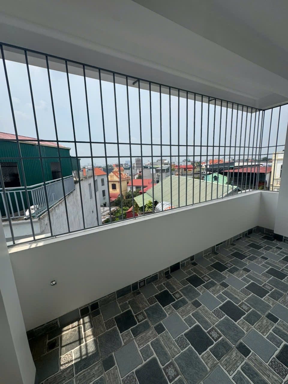 Nhà Mới 5 Tầng, Mặt Tiền 4m, Ô Tô Vào Nhà, Giá 6.55 Tỷ - Vị Trí Đắc Địa