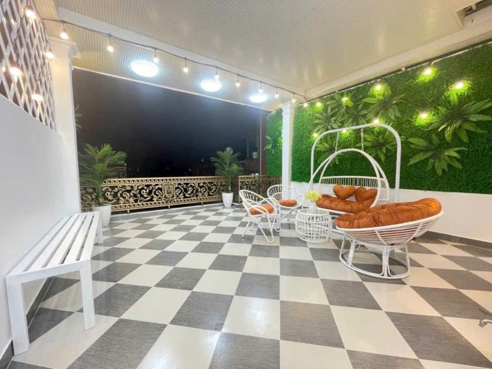 Bán nhà HXH Dương Cát Lợi, Quận 7 - 97m2, 4PN, 9.25 tỷ - Pháp lý chuẩn