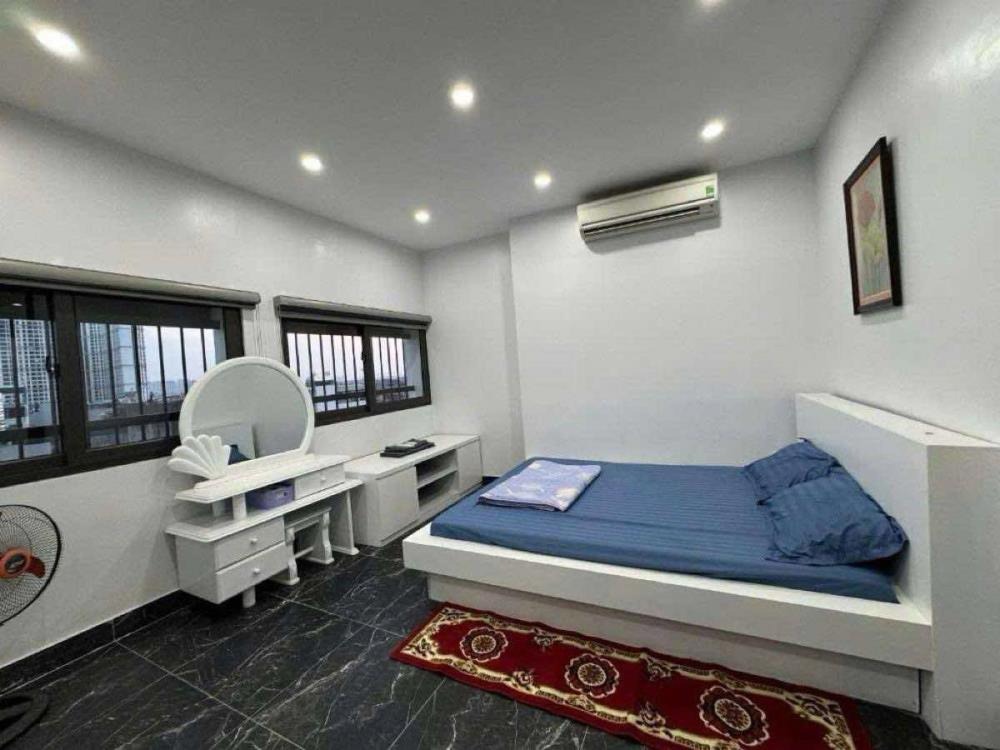 Chính chủ bán gấp căn hộ dòng tiền 1.5 tỷ/năm mặt phố Đình Thôn, Nam Từ Liêm