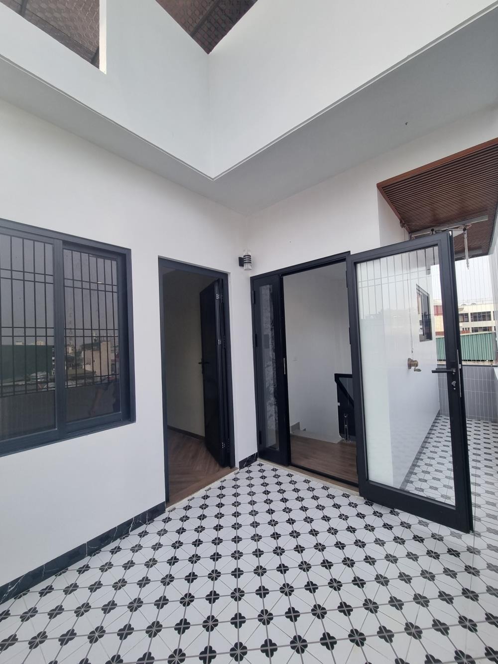 Bán nhà bà triệu Hà Đông: 5 tầng, 45m2, Full Nội Thất, 7.15 tỷ