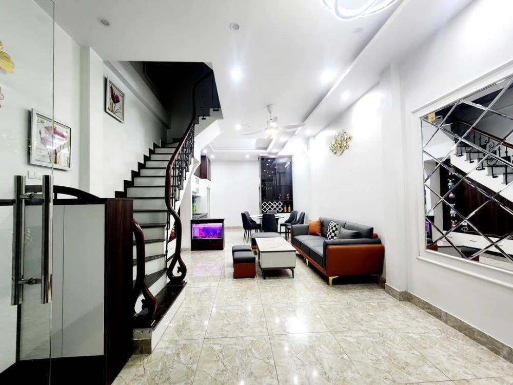 Căn Nhà Triệu Đô Hà Đông: 45m²x5T, Xây Mới, Giá 7.15 Tỷ