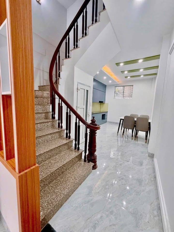 Bán nhà phân lô vỉa hè, ô tô tránh - Kiến Hưng - 55m2 - 5 Tầng - Giá 12 tỷ