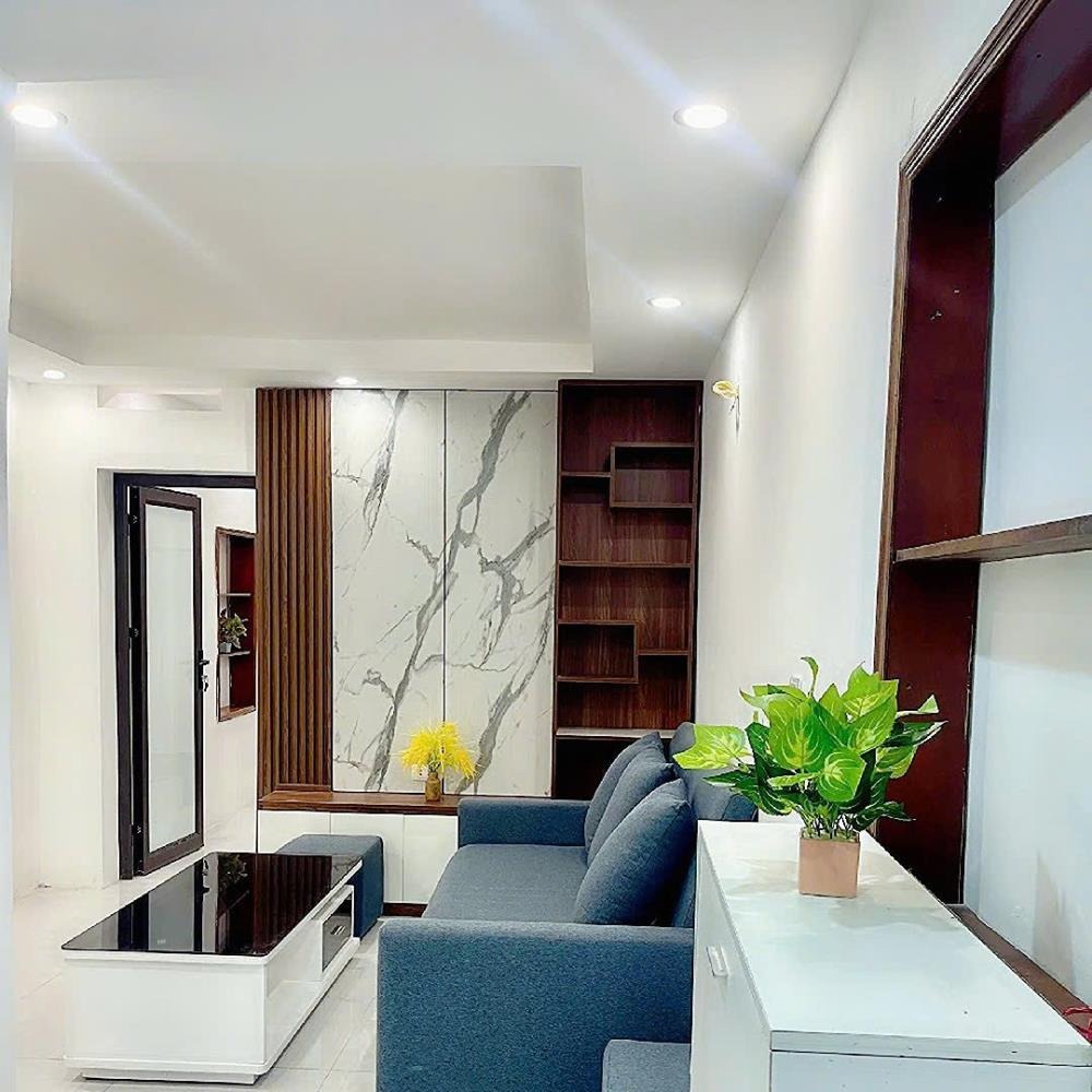 Bán nhà tập thể Bùi Ngọc Dương 50m² - Ngõ ô tô - Giá Tốt