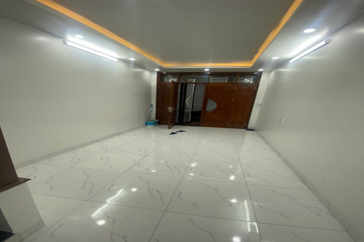 Nhà Ngoại  Giao Đoàn 34.9m, 5 tầng nhà mới cong, 5 phút ra Hồ Tây lộng gió