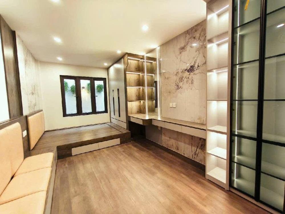 Nhà đẹp Lò Đúc - 6 Tầng, Thang Máy, 5 Phút Đến Hồ Gươm | Giá Tốt