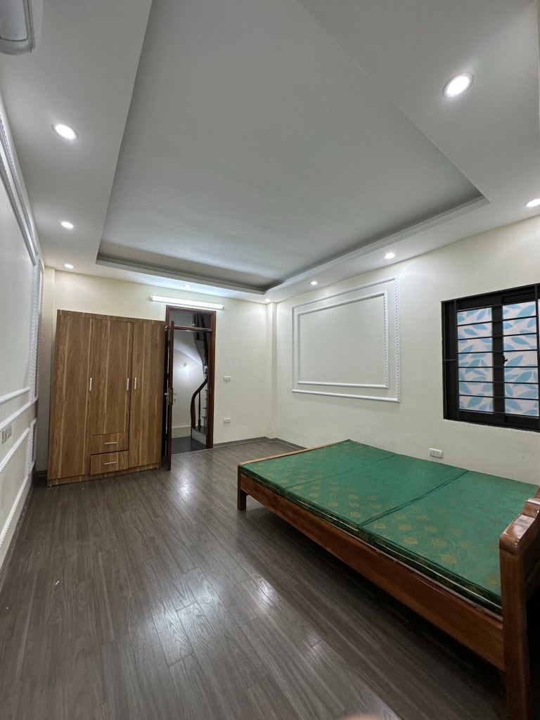 Lô Góc 30m2, 5 Tầng, Giá 6.8 Tỷ - Ba Đình - Tặng Nội Thất