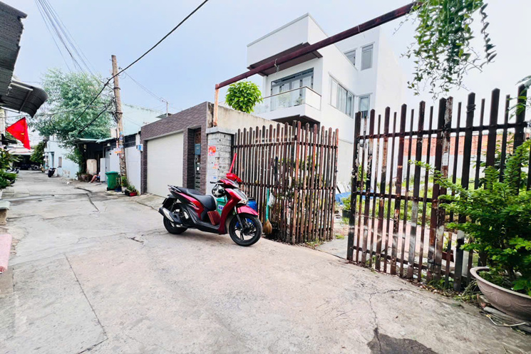 LÔ ĐẤT ĐẸP (21x25) - 522M² - VUÔNG A4 - PHÂN LÔ - XÂY BIỆT THỰ VƯỜN - GIÁP Q12