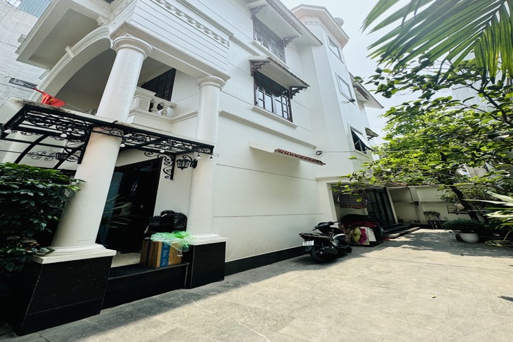 NGỌC THỤY,LONG BIÊN 25tỷ 200m MẶT TIỀN 12m NHÀ VƯỜN Ở THÍCH,NGÕ Ô TÔ