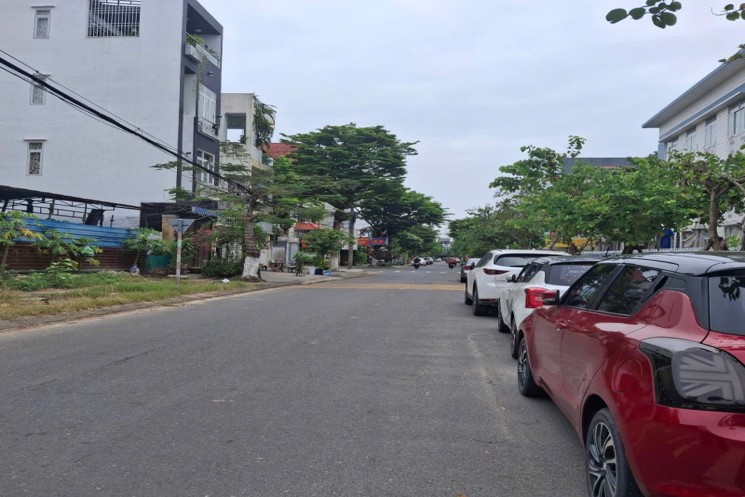 CẦN BÁN ĐẤT LÔ GÓC 2 MẶT TIỀN ĐƯỜNG  TRẦN ĐĂNG NINH 15M,  VÀ ĐƯỜNG 7.5M. DIỆN TÍCH 163M, VỊ TRÍ ĐẤT