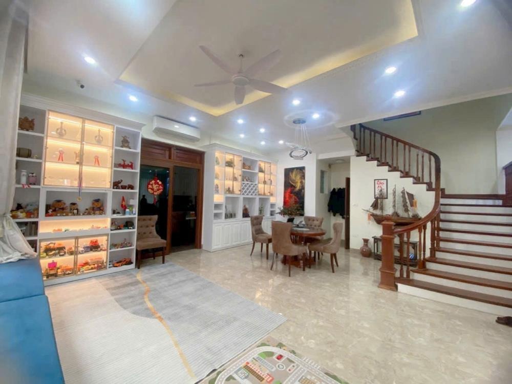 Bán Biệt Thự & Liền Kề Văn Phú - Hà Đông: Giá Tốt, Vị Trí Đẹp