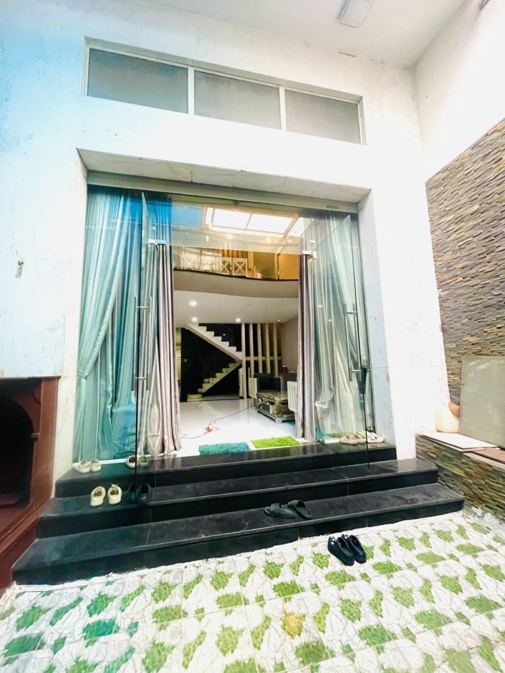 Mặt tiền kinh doanh Nguyễn Xí, Bình Thạnh - 176m2, 6PN, Giá 34.9 tỷ