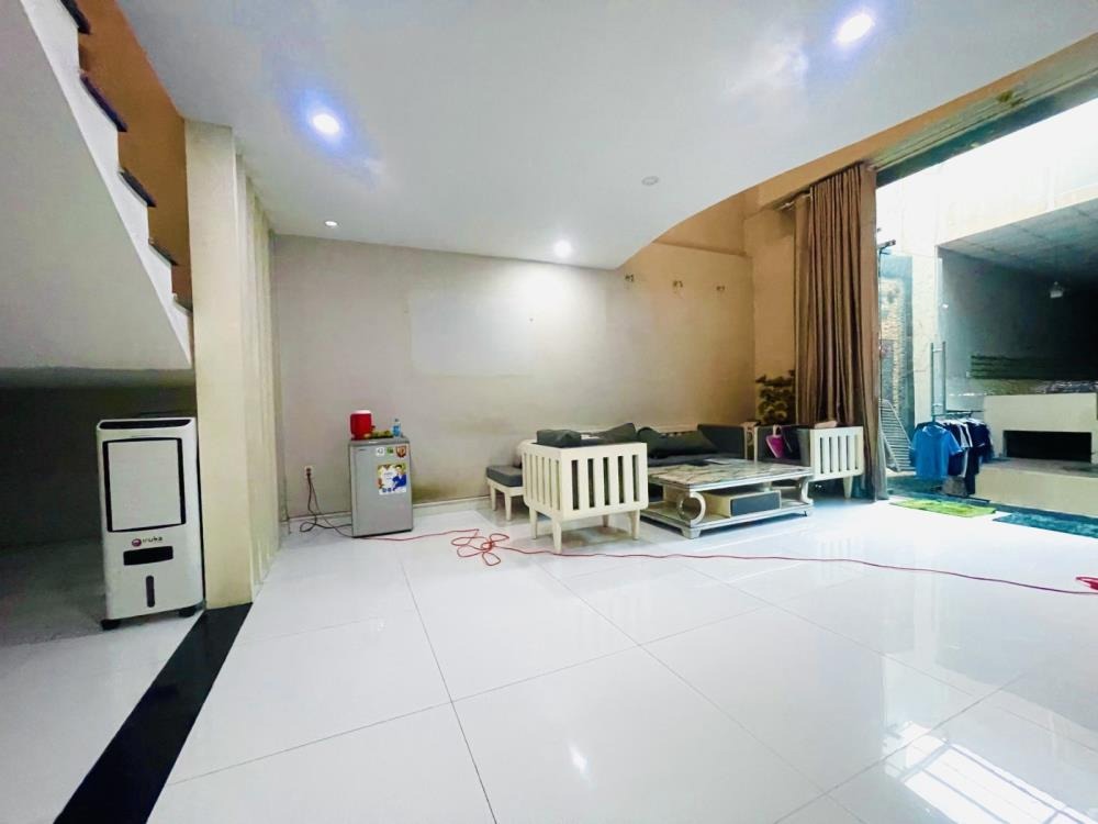 Mặt tiền kinh doanh Nguyễn Xí, Bình Thạnh - 176m2, 6PN, Giá 34.9 tỷ
