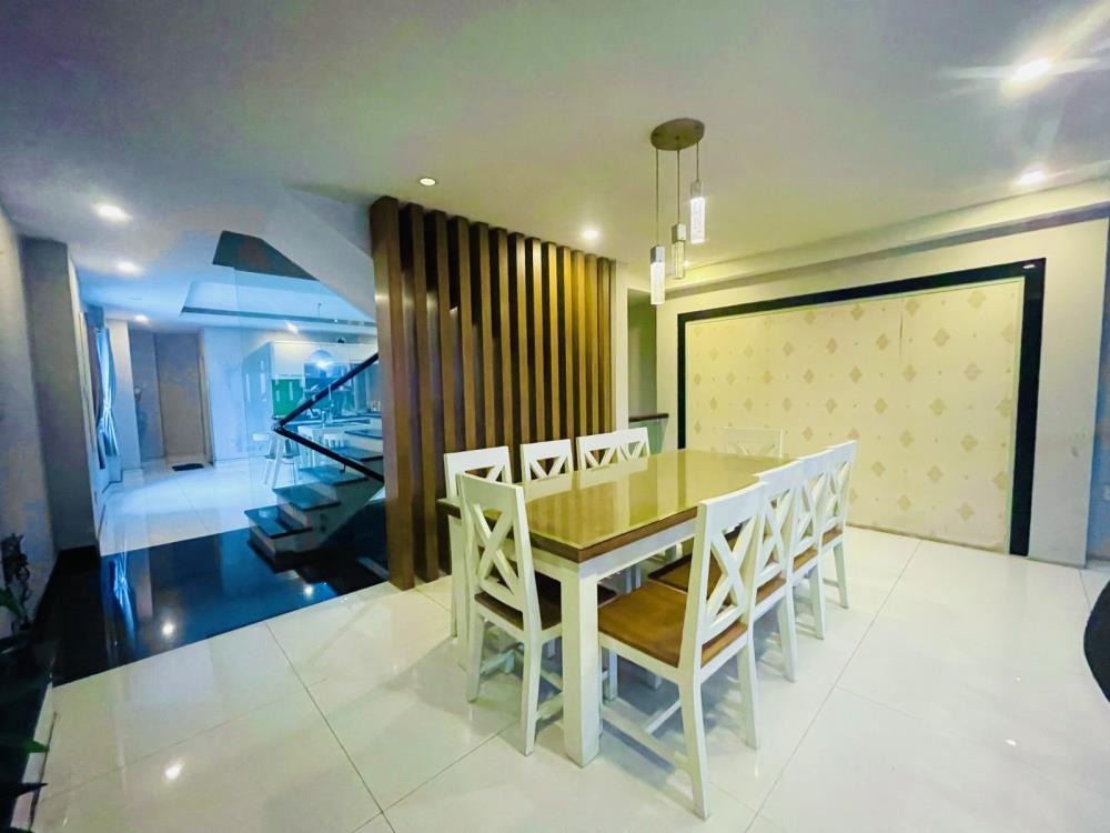 Mặt tiền kinh doanh Nguyễn Xí, Bình Thạnh - 176m2, 6PN, Giá 34.9 tỷ