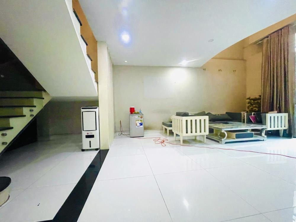 Mặt tiền kinh doanh Nguyễn Xí, Bình Thạnh - 176m2, 6PN, Giá 34.9 tỷ
