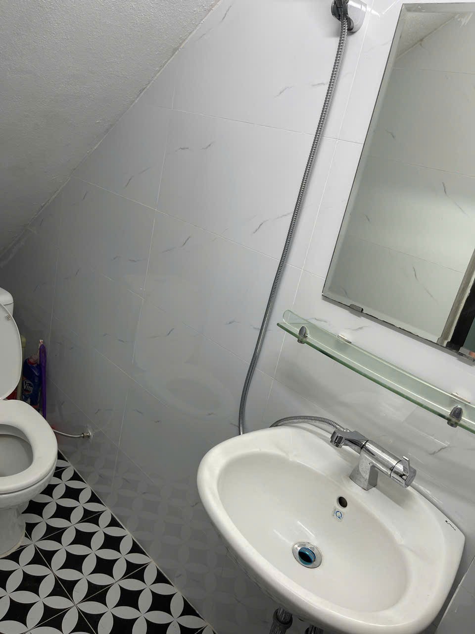 Bán Nhà Đẹp Ngọc Hà - 3.8 Tỷ, Full Nội Thất, Mặt Ngõ Ô Tô