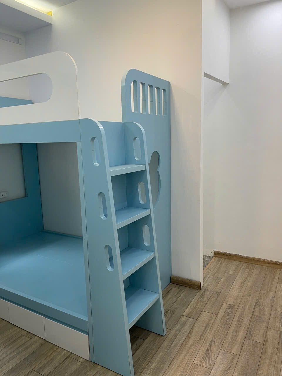 Bán nhà ngọc hà 3.8 tỷ, 30m², mặt tiền 3.82m, sổ vuông