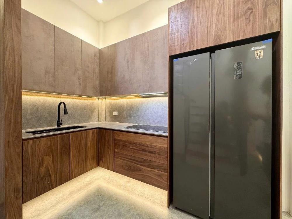 Bán nhà Trương Định - 30m2 x 4 Tầng - 6.xx Tỷ - Lô Góc - Nội Thất Sịn
