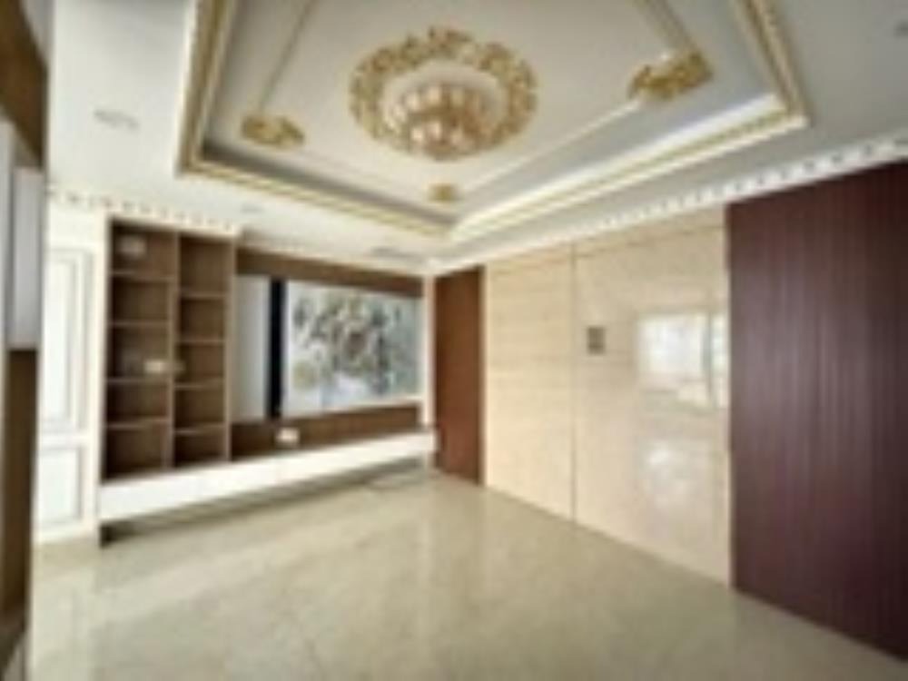 Cho Thuê Nhà Nguyên Căn Mặt Tiền Quốc Lộ 13, Thủ Đức - Gần Cầu Bình Triệu