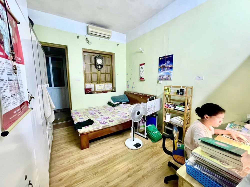 Bán nhà tập thể Quân đội Hoàng Sâm - 59/70m2 - Giá 4.68 tỷ