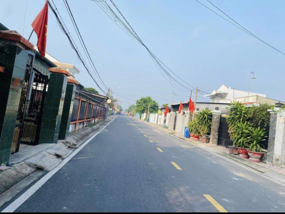 Bán Gấp Lô Đất 300m2 Củ Chi - Giá 1 Tỷ - Sổ Hồng Riêng