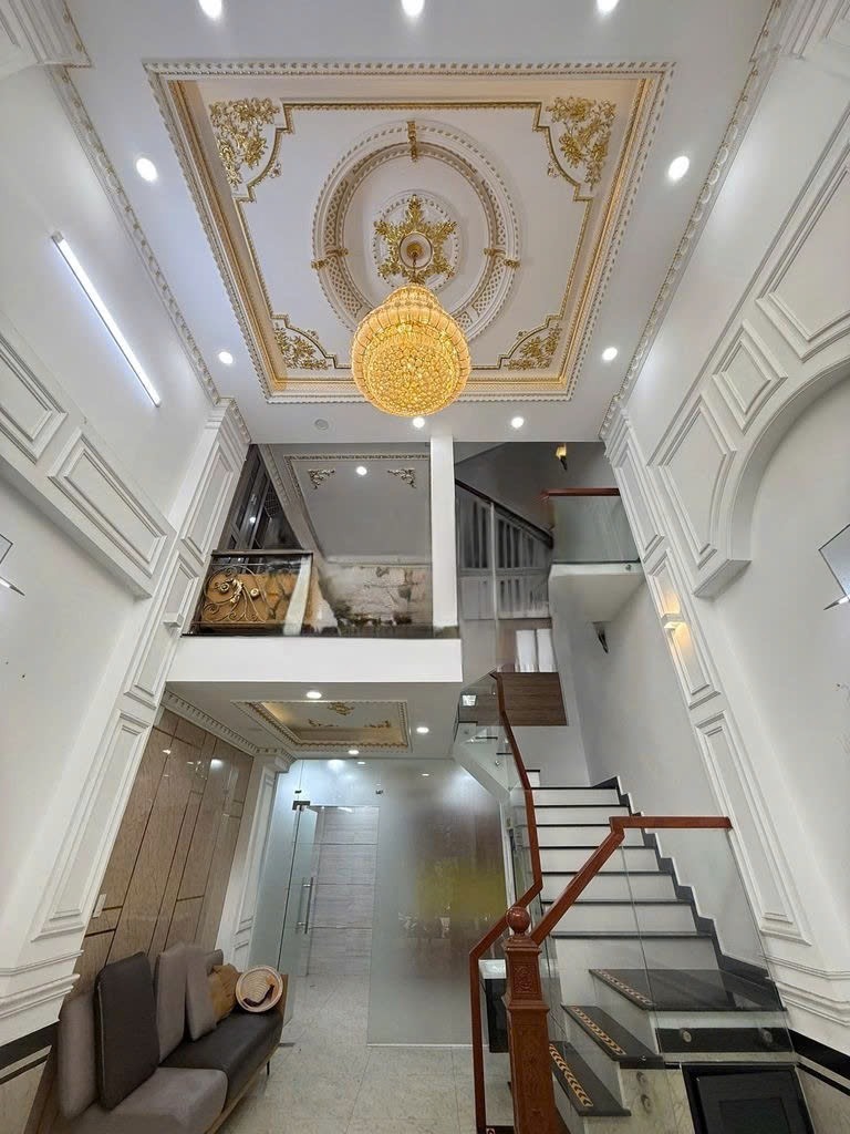 Cho Thuê Nhà Nguyên Căn 5 Tầng, Quốc Lộ 13, Hiệp Bình Phước, Thủ Đức - 0902 915 285