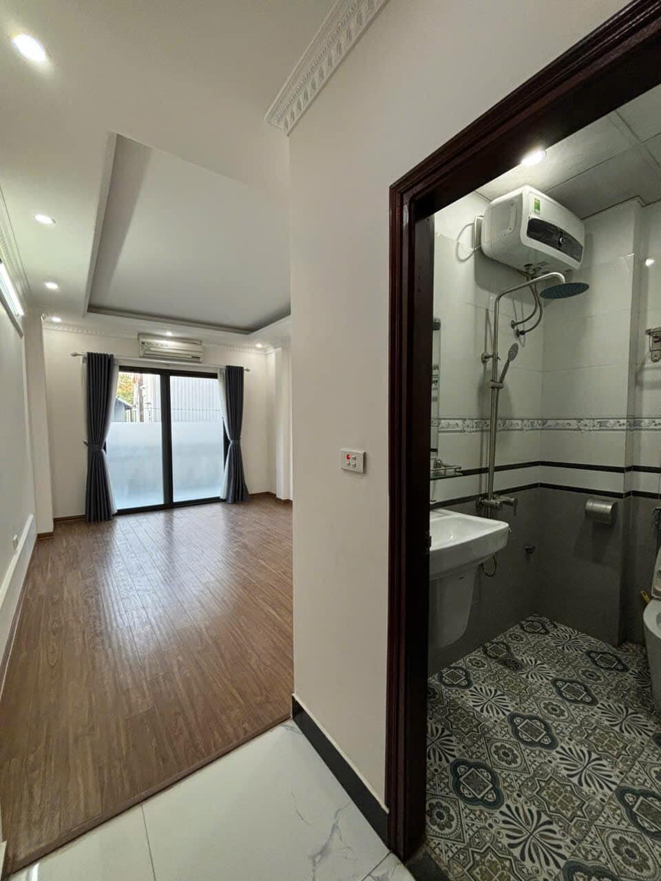 Nhà Mới 6 Tầng Hà Đông - Ô Tô Đỗ Cửa - Giá 6.25 Tỷ