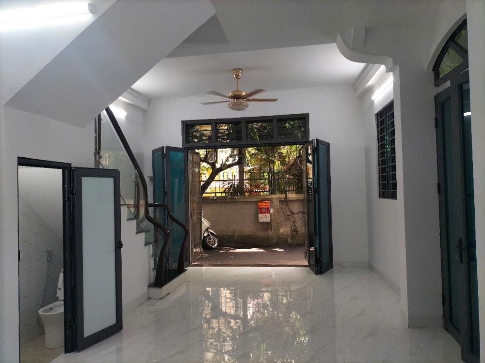 Bán nhà lô góc 4 tầng, ô tô đỗ cửa tại Thanh Xuân - Sổ đỏ chính chủ
