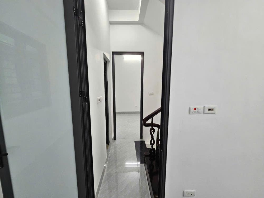 Bán nhà lô góc 4 tầng, ô tô đỗ cửa tại Thanh Xuân - Sổ đỏ chính chủ