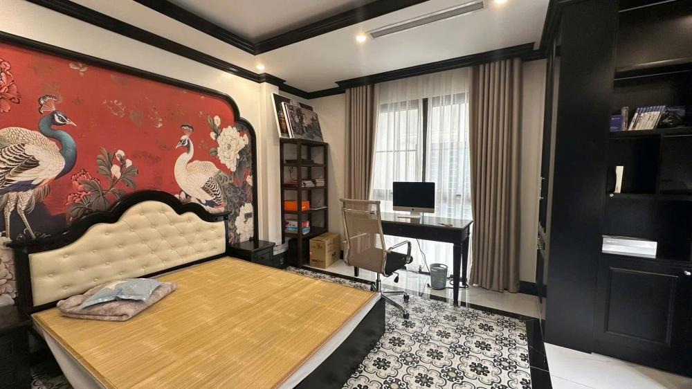 Mặt phố Hoàng Sâm - Cầu Giấy: Lô góc 8 tầng, thang máy, kinh doanh đa ngành