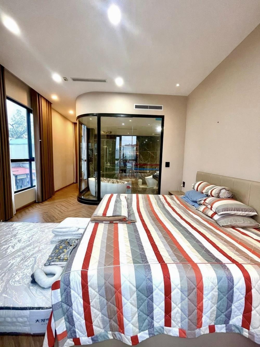 💎 Lô Góc 3 Mặt Thoáng, Mặt Tiền Bề Thế Quận Hoàn Kiếm - 41.9 Tỷ